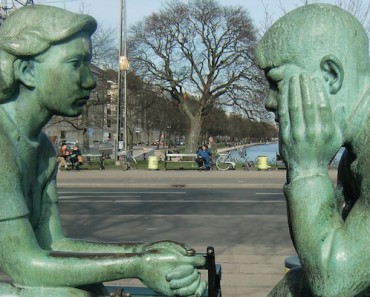 Statues Talking